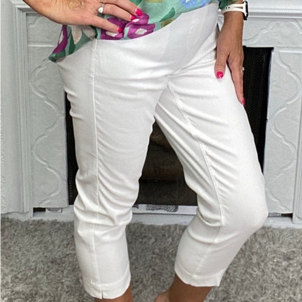 White Cropped Pants